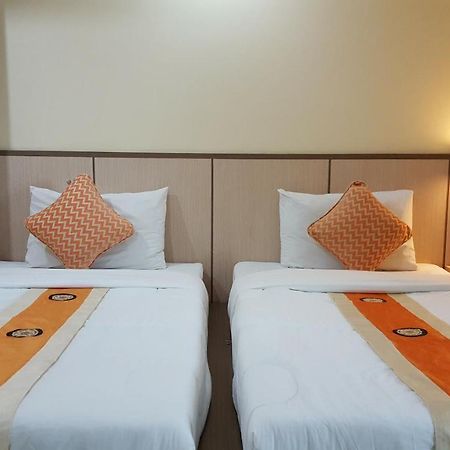 Kaen Nakorn Hotel Кхонкен Екстер'єр фото