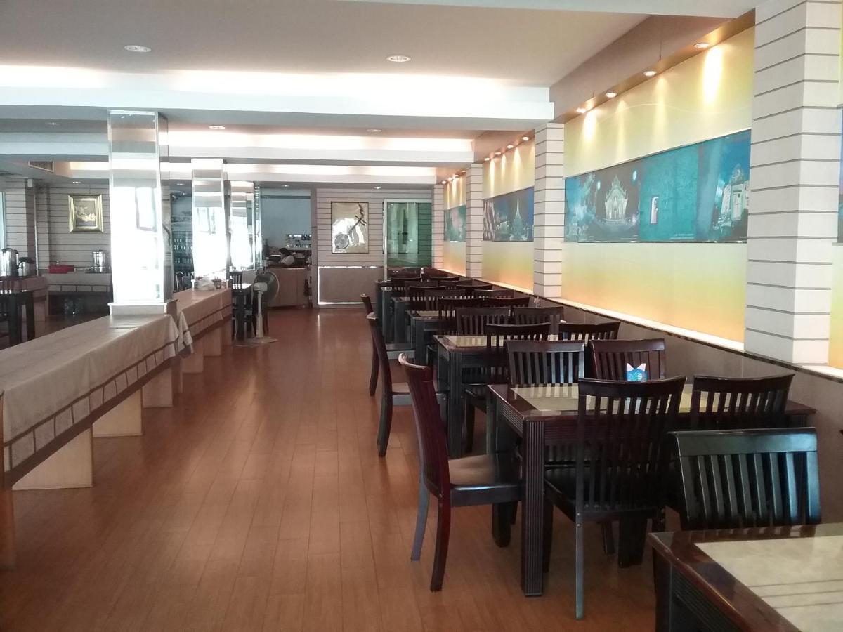 Kaen Nakorn Hotel Кхонкен Екстер'єр фото